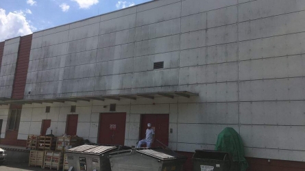 facade condition before washing