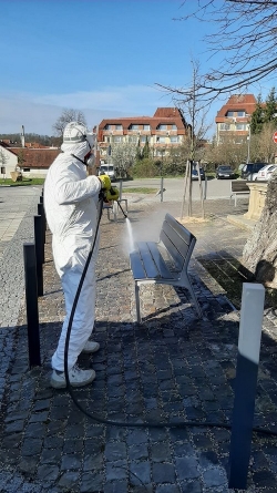 postřik městského mobiliáře
